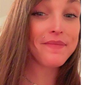 Meet your Posher, Karina